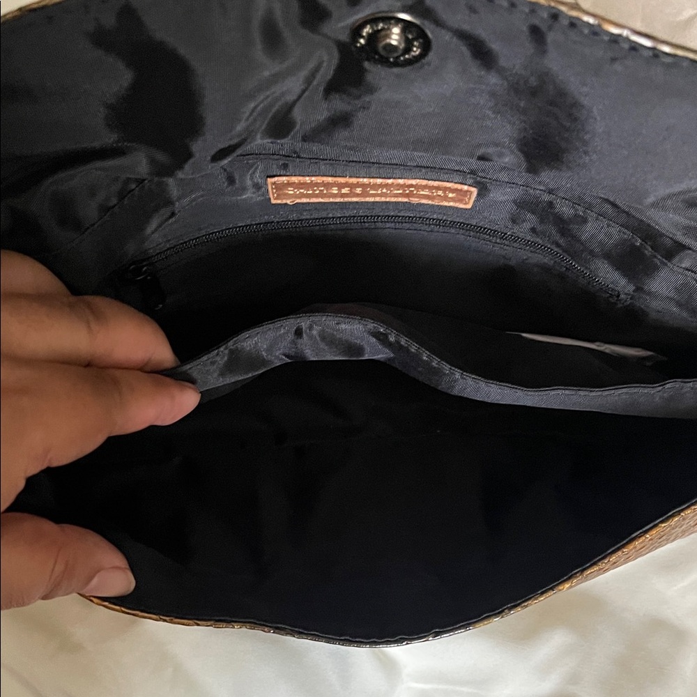 Chinese Laundry Metallic Brown and Black Clutch - Picture 4 of 7